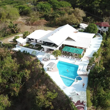 Barracuda Apartments